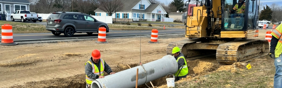 Northbound SR 72 – Installing drainage pipe